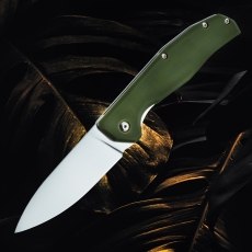 Складные ножи ручной работы: Искусство и Функциональность Складные ножи ручной работы — это не просто инструменты, а настоящие произведения искусства. Каждое изделие создается мастерами с особой тщательностью, что делает каждый нож уникальным. Они сочетают в себе высокую функциональность и элегантный дизайн. Как правило, такие ножи изготавливаются из качественных материалов, которые обеспечивают долговечность и надежность в эксплуатации. Премиальные стали, такие как дамасская или булатная, придают лезвию отличные эксплуатационные характеристики. Преимущества складных ножей ручной работы Одним из главных преимуществ складных ножей ручной работы является их индивидуализация. Вы можете выбрать не только форму и материал лезвия, но и дизайн рукоятки, что позволяет создать по-настоящему личный инструмент. Каждый складной нож отражает стиль и предпочтения его владельца. Процесс создания ножа также заключается в использовании исторических технологий и методов, которые передаются из поколения в поколение. Мастера, создающие такие ножи, нередко являются настоящими художниками, которые уделяют внимание каждой детали. Они могут использовать экзотические породы дерева для рукоятки, добавляя к ножам элементы, которые подчеркивают их уникальность. Разнообразие использованных материалов Складные ножи ручной работы могут быть выполнены из различных материалов. Рассмотрим наиболее распространенные из них: Сталь — ключевой элемент любого ножа. Использование высококачественной стали обеспечивает отличную заточку и долгий срок службы. Дерево — может использоваться для создания рукояток, придавая им оригинальный вид и комфорт в использовании. Карбоновые волокна — легкие и прочные, они идеально подходят для современных моделей ножей. Мкро титан — обеспечивает невероятную прочность и делает ножи практически неуязвимыми к коррозии. Каждый из этих материалов имеет свои преимущества и недостатки, поэтому выбор зависит от целей и предпочтений пользователя. Кроме того, мастера могут комбинировать разные материалы, создавая удивительные и уникальные творения. Где купить складной нож ручной работы При выборе места для покупки складного ножа ручной работы важно обратить внимание на репутацию продавца. Наличие сертификатов и гарантии качества также играет значительную роль. Многие мастера открывают свои мастерские и предлагают покупателям посетить их, чтобы увидеть процесс создания ножа своими глазами. Интернет-магазины также предлагают широкий выбор складных ножей. На сайте https://master-knives.ru/category/skladnye-noji/ вы найдете обширный каталог изделий, который поможет легко выбрать и заказать желаемый нож. В таких магазинах часто предоставляются отзывы покупателей, что позволяет сделать более информированный выбор. Уход за складным ножом Теперь, когда вы выбрали свой идеальный складной нож, важно помнить о его правильном уходе. Регулярное обслуживание и уход продлят срок службы вашего инструмента. Вот несколько советов: Не забывайте регулярно чистить лезвие от загрязнений и остатков пищи. Используйте масла для смазки механизмов, чтобы избежать заклинивания. Храните нож в сухом месте, чтобы предотвратить ржавление. Соблюдая простые правила, вы сможете наслаждаться своим ножом из года в год, а он, в свою очередь, будет выполнять свои функции на высоком уровне.